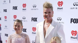 Pink a jej dve deti - dcéra Willow Sage Hart (vľavo) a syn Jameson Moon Hart