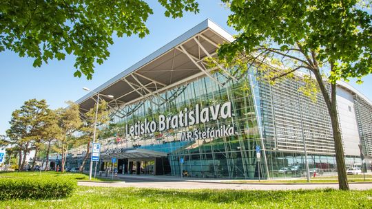 Letiská hlásia zaujímavé novinky: Z Bratislavy poletíte do 33 destinácií, z Košíc do 6 a z Piešťan aj do Tel Avivu 