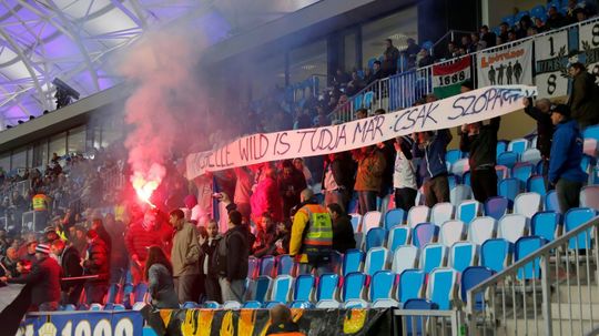 Bezcitný sedliak, vypískali fanúšikovia vlastného brankára. Malému chlapcovi pokazil narodeniny