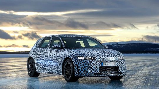 Hyundai Ioniq 5 - testy prototypov 2023