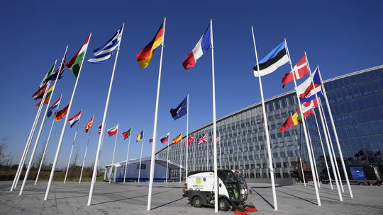 Už v utorok bude mať 31 členov. Fínsko definitívne vstúpi do NATO