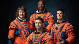 PHOTO DATE: March 29, 2023. LOCATION: Bldg. 8, Room 183 - Photo Studio. SUBJECT: Official crew portrait for Artemis II, from left: NASA Astronauts Christina Koch, Victor Glover, Reid Wiseman, Canadian