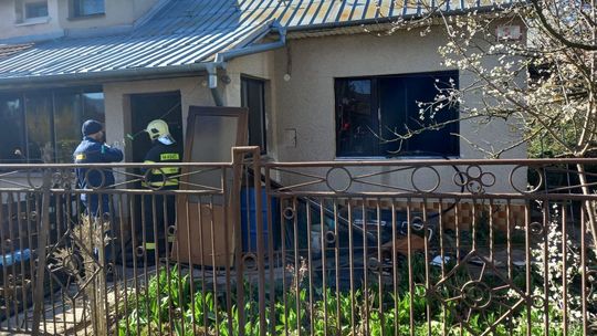 Požiar rodinného domu v Dubnici nad Váhom neprežili matka so synom