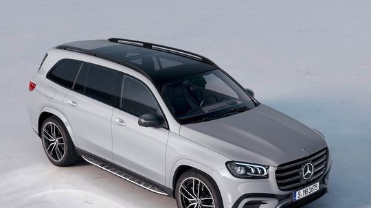 Mercedes-Benz GLS - 2023