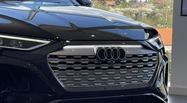 Audi Q8 e-tron (2023)