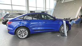 Audi Q8 e-tron (2023)