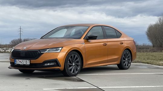 Škoda Octavia Sportline 2,0 TSI 4×4 (2023)