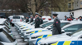 policia, nové autá, policajné autá,