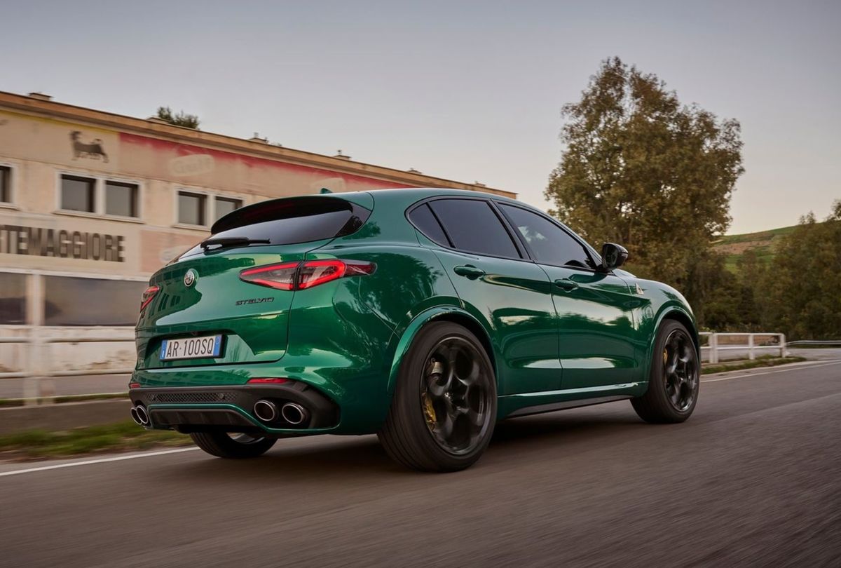 Stelvio aj Giulia premiérovo dostanú mechanický...