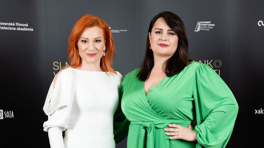 Helena Krajčiová a Petra Polnišová na udeľovaní...