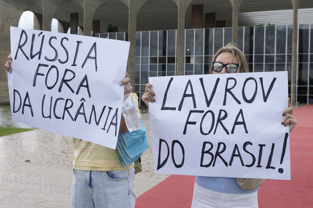 Brazília, Rusko, Lavrov, demonštranti