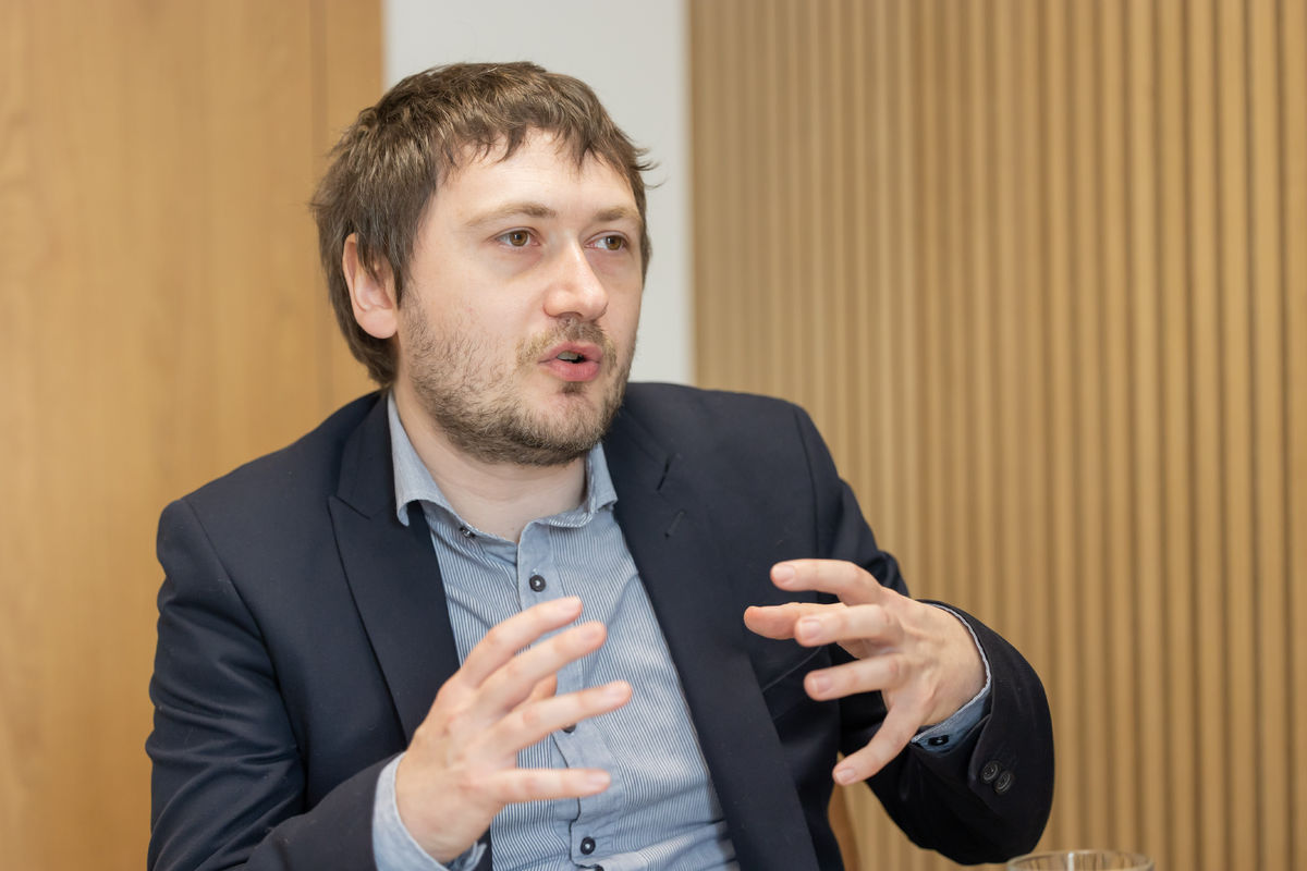 Daniel Dujava, analytik Inštitútu finančnej...