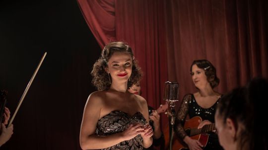 Petra Dubayová ako Eva v seriáli Dunaj, k vašim...