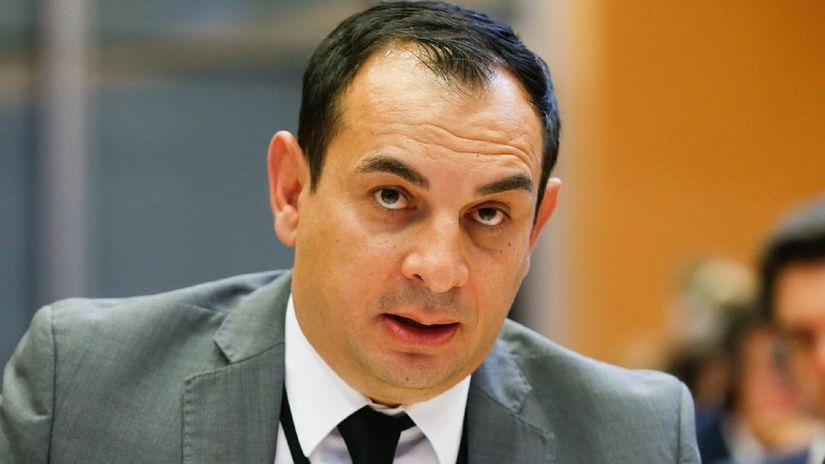 Europoslanec Peter Pollák starší kritizuje za...