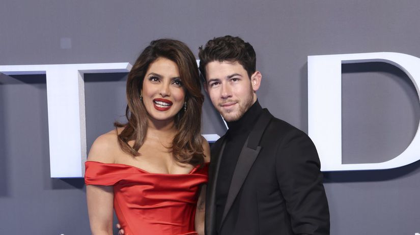 Priyanka Chopra-Jonas a jej manžel Nick Jonas