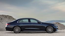 Mercedes-Benz E-Class - 2023