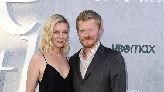 Kirsten Dunst a  Jesse Plemons na premiére...
