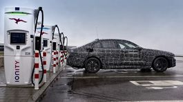 BMW 5 - testovacie prototypy 2023