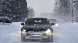 BMW 5 - testovacie prototypy 2023