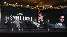 Joan Rater, Liev Schreiber, Bel Powley, Joe Cole a režisérka Susanna Fogel 