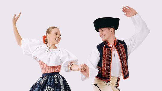 Koločas prináša príbeh muža a ženy v kolobehu...