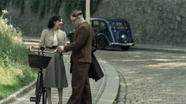 Bel Powley a herec Joe Cole