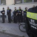 nemecko útok nožom polizei