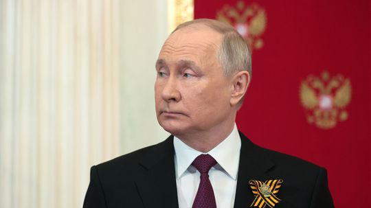 Putinov hlas znepokojil Rusov