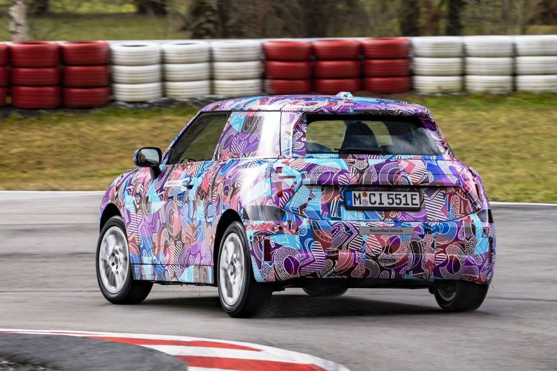 Nové Mini Electric bude môcť mať výkon až 165...