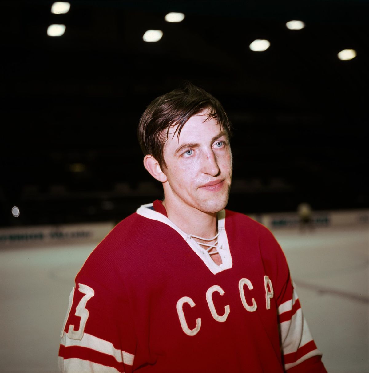 Boris Michajlov (ZSSR): 98 gólov v 105...