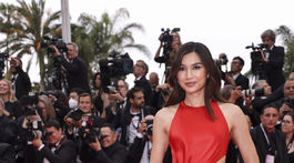 France Cannes 2023 Indiana Jones Herečka Gemma Chan prišla v kreácii Louis Vuitton. the Dial of Destiny Red Carpet