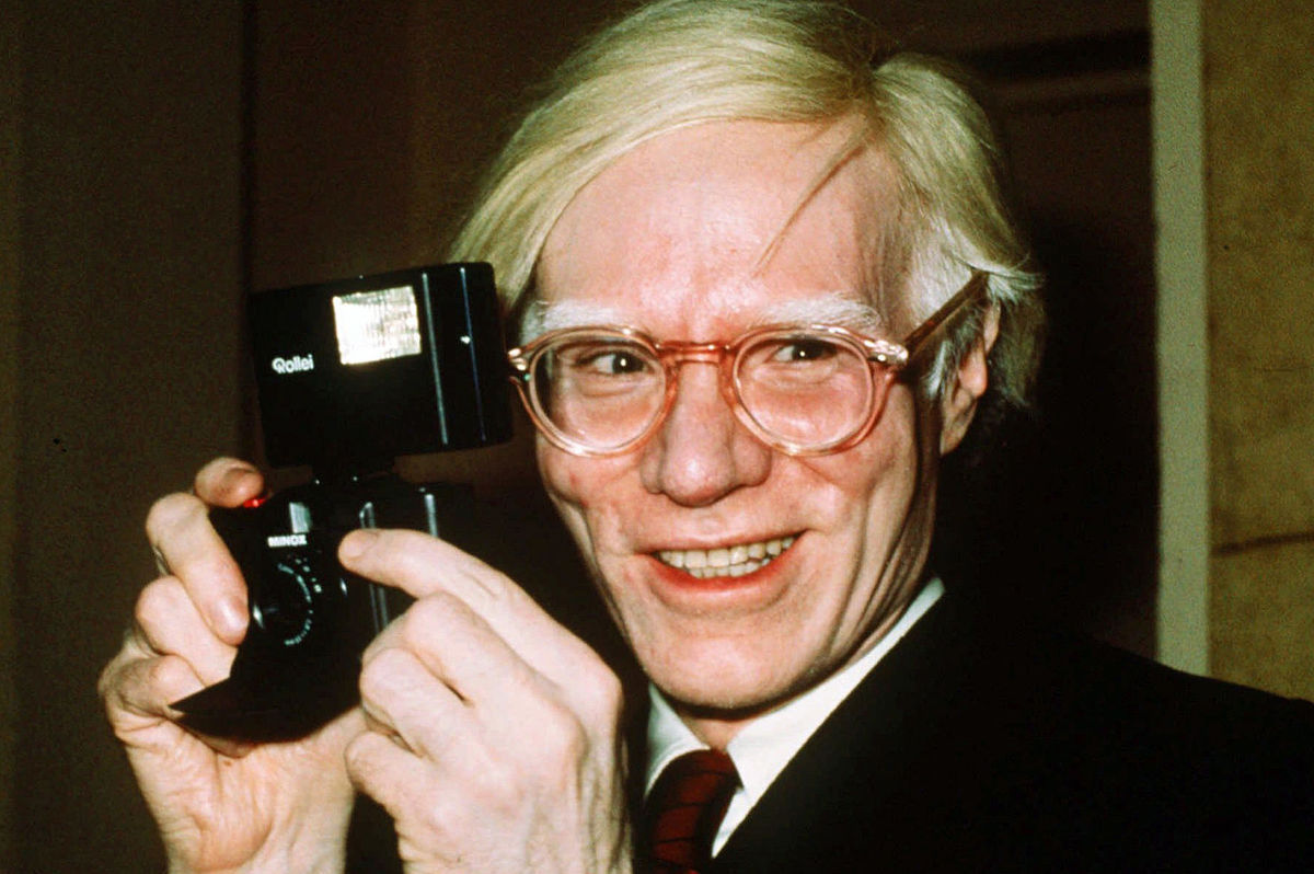 Andy Warhol na archívnej snímke v roku 1976.
