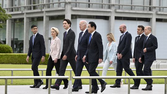 Moskva a Peking ostro kritizujú vyhlásenie lídrov G7. Protiruské, protičínske, tvrdí Lavrov
