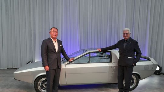 Hyundai Pony Coupé Concept - replika 2023