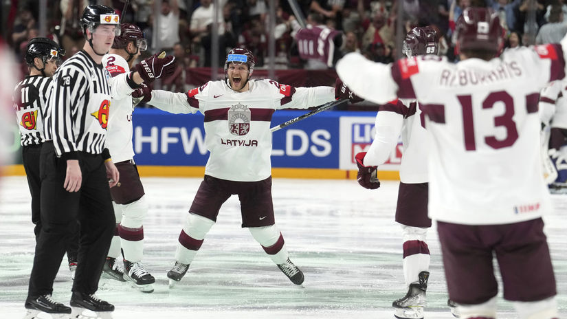 IIHF.com: Gól Rudolfa Balcersa Švajčiarom v...