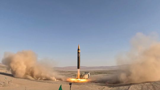 Irán otestoval novú generáciu balistických rakiet, schopné doletieť až do Izraela 