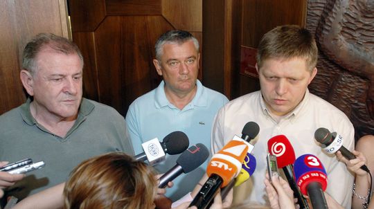 1. Prvý veľký triumf zažil Smer v roku 2006....