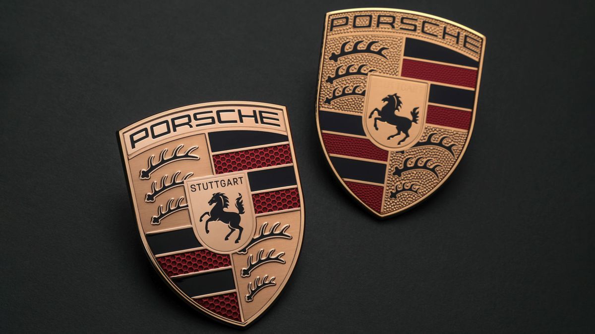 Hľadať rozdiely v novom logu Porsche dá...