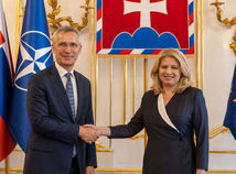 Zuzana Čaputová, Jens Stoltenberg, generálny tajomník NATO,