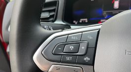 Volkswagen T-Roc Life 1.5 TSI ACT 6G (2023)