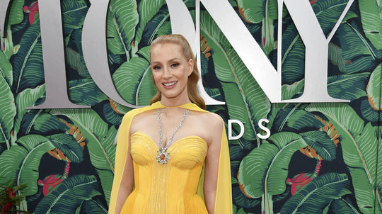 Herečka Jessica Chastain v kreácii Gucci na 76....