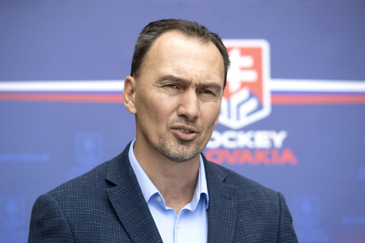 Prezident Slovenského zväzu ľadového hokeja...