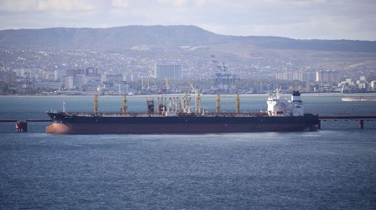 Ďalší tanker pod paľbou: plavidlo na ceste do ruského prístavu napadli neznáme drony 