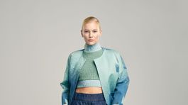 Annet Charitonova, Vedma