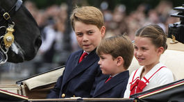 Zľava: princ George, princ Louis a princezná Charlotte