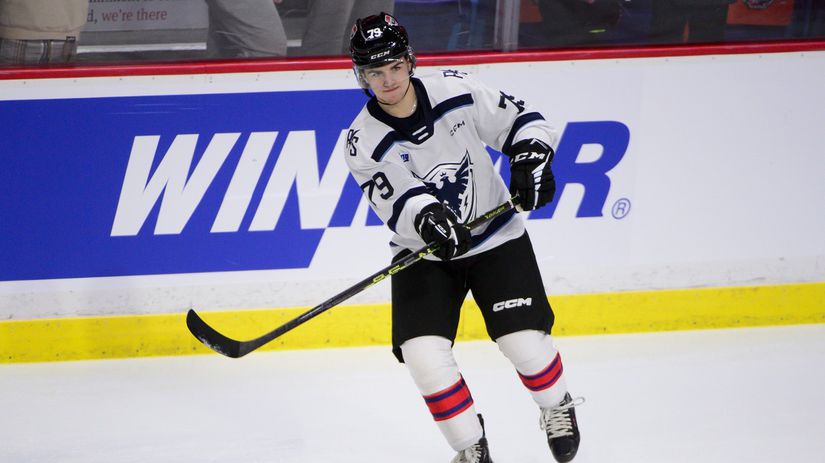 32. Ethan Gauthier (Kan., USA/krídlo):...