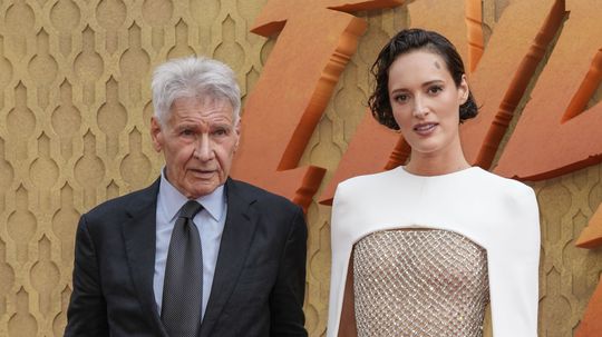 Harrison Ford a  Phoebe Waller-Bridge na...