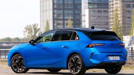 Opel Astra Electric - 2023