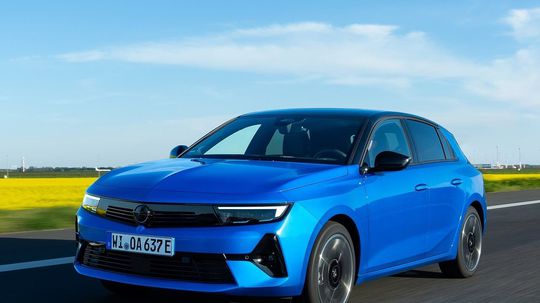 Opel Astra Electric - 2023