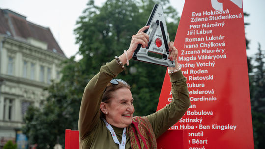 Česká herečka Eva Holubová si na filmovom...